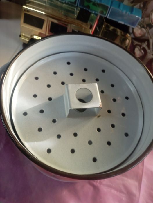 Продам мантоварка эмалированую