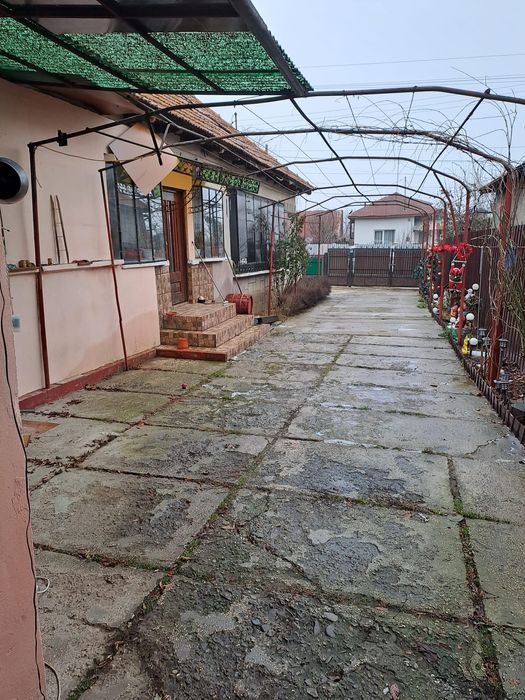 Vând casa 5 camere sat bordenii mici