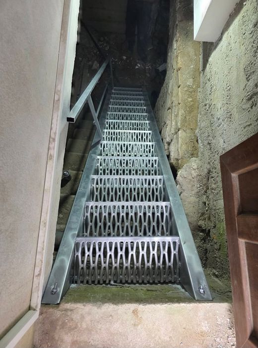 Scări metalice galvanizate