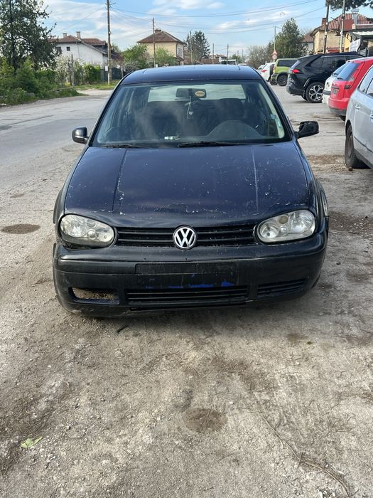 Volkswagen Golf 1.4 НА ЧАСТИ