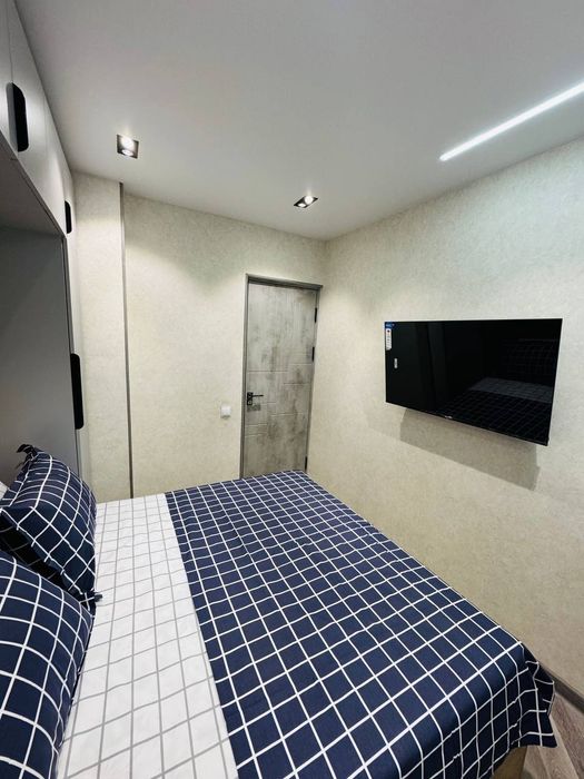 Центр! 1-ком в 2-комнатную с красивым ремонтом