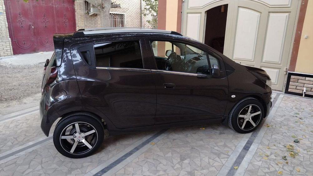 Vossen diska sotiladi