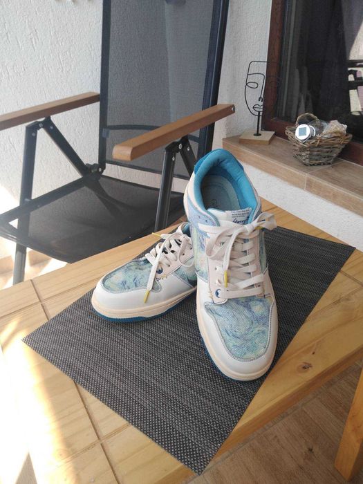 Маратонки Ван Гок