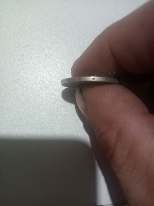 Продам старые монеты.