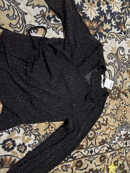 Блузка новая продам