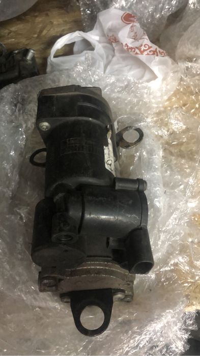 Компрессор пневмоподвески w221