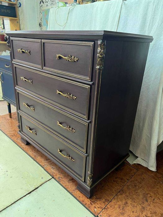 Комод деревянный