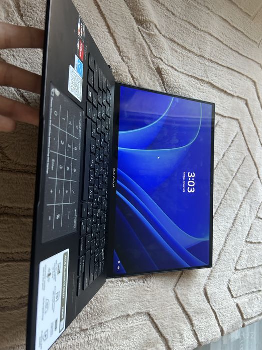 Asus zenbook 14 Oled display