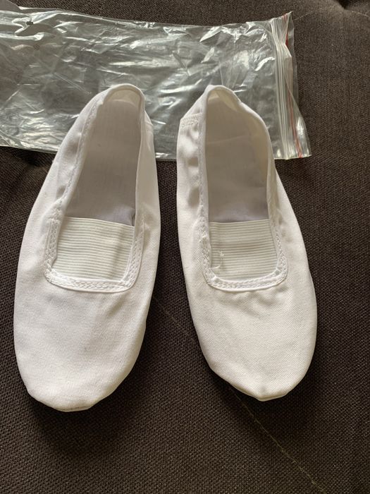 Новые чешки белые р.31 на 20 см