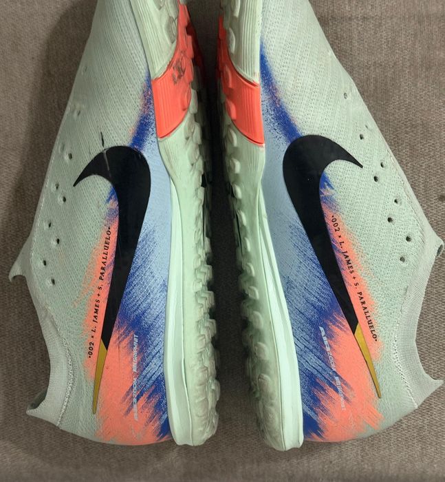 Сороконожки Nike air zoom 42 размер