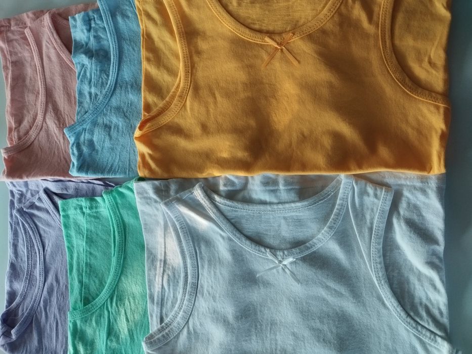 Потник за 122/128 см - 11 бр и 2 пижами