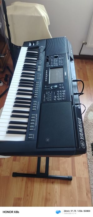 Yamaha psr  SX720