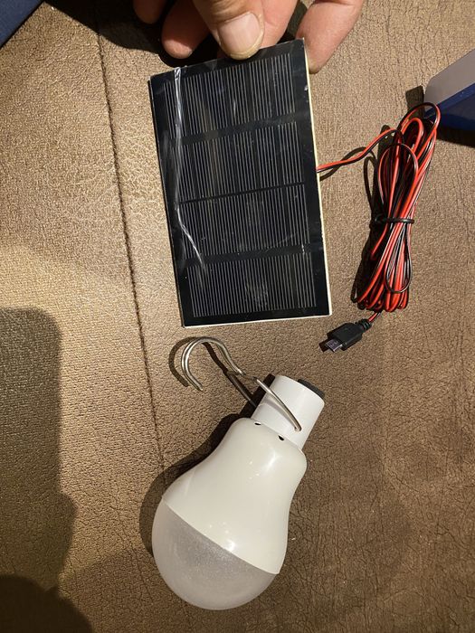 Солрна къмпинг лампа