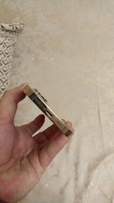 iPhone 13 pro золото