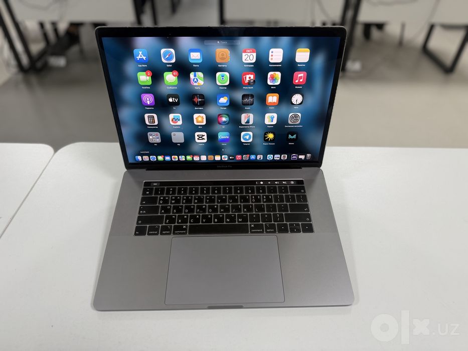 Macbook Pro Core i9 32/1TB space gray