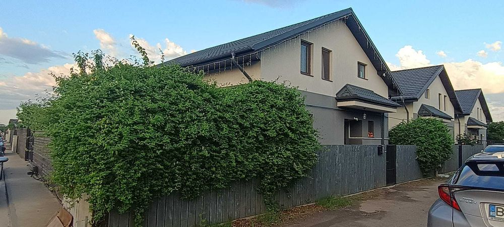 Casa, vila de vanzare, cartier Gardena residece, granita cu sectorul 5.