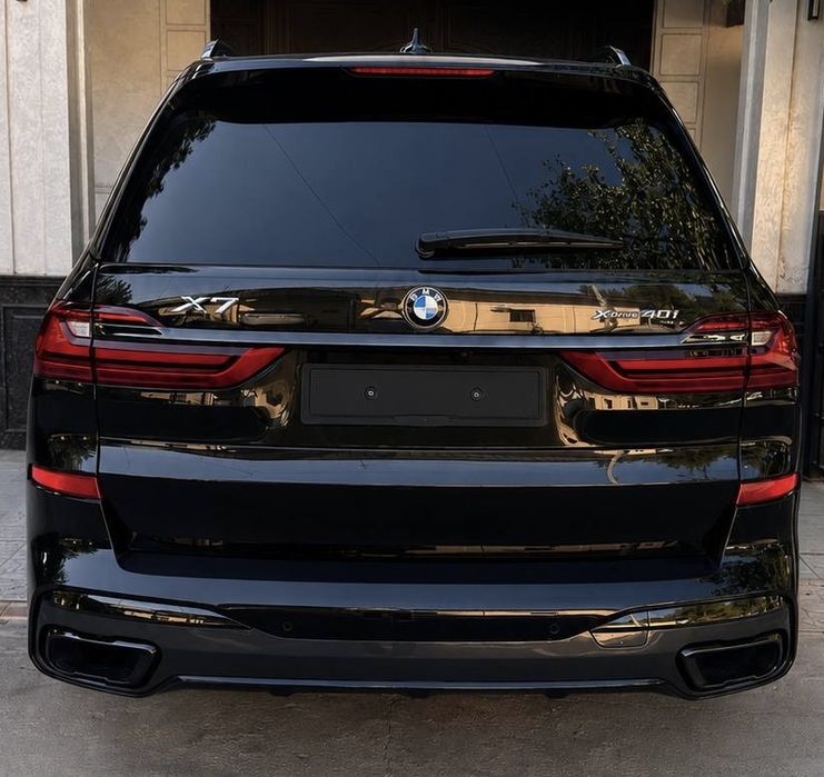 BMW X7 xDrive 40i 2020 год