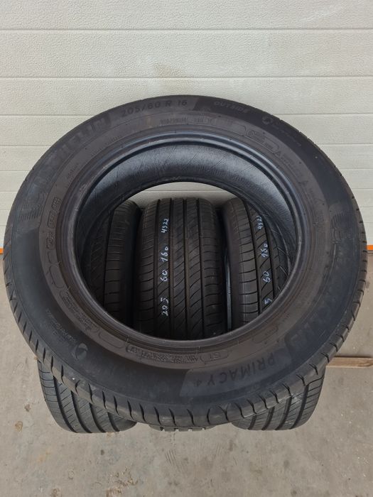 Летни гуми 4 броя MICHELIN Primacy4 205 60 R16 дот 4922