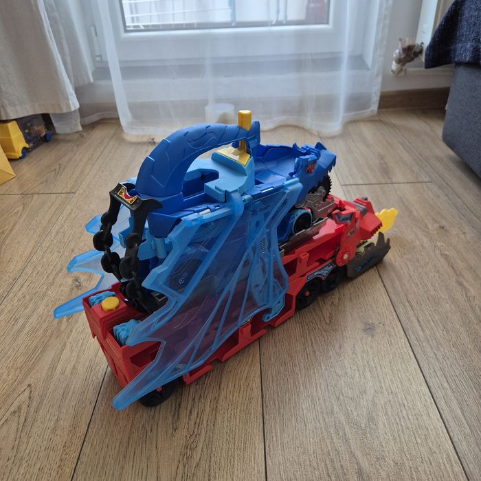 Set de joacă 2 in 1 Hot Wheels City - Ultimate Dual Dragon Hauler