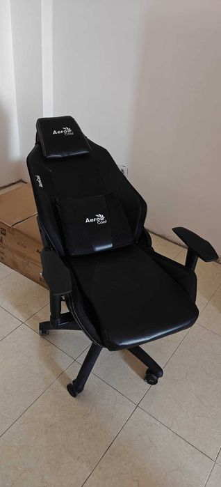 Scaun gaming Aerocool Admiral Black