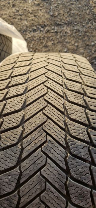 Michelin 285.45.R22