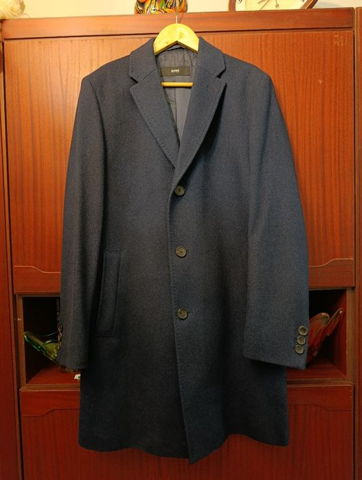 Фирменные кашемировые мужские пальто .