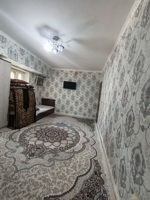 1 комната 1 этаж Чиланзар 22 квартал,Балкон:2х6,Кирпичный дом        х