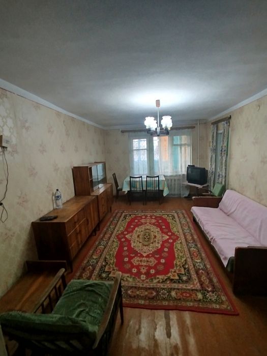 Миробод туманида 1/2/2 37кв2 сотилади