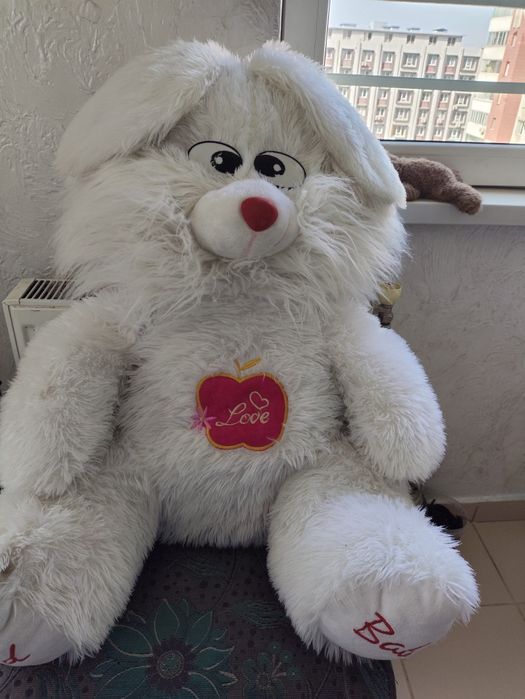 Продам большого зайца