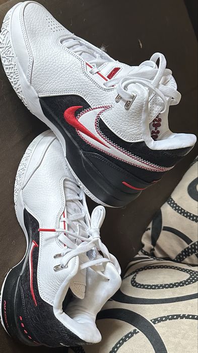 Оригинални маратонки Nike LeBron