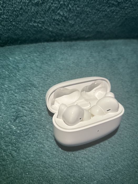 Casti prin bluetooth