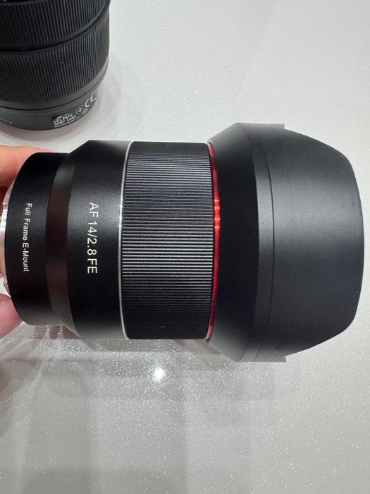 Aparat foto Sony + 2 obiective