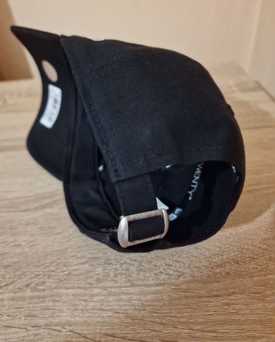 Шапка new era с мини лого