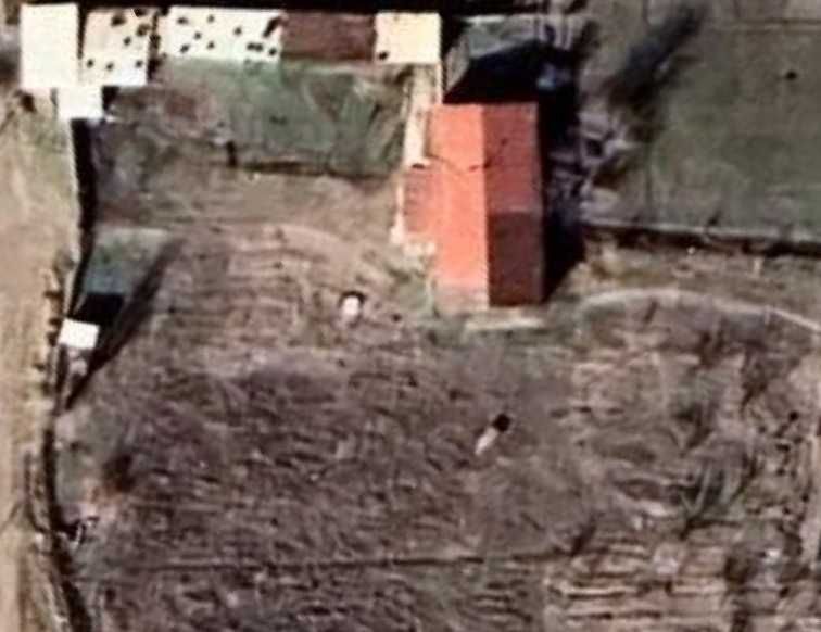 Продаётся земельный участок и дом