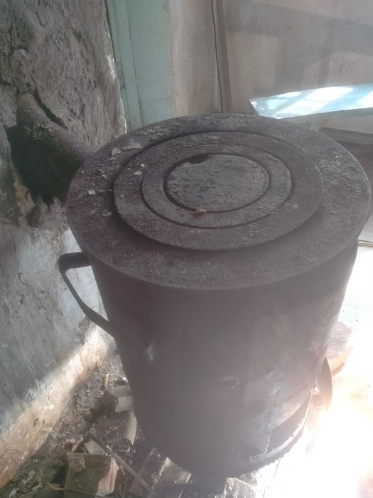 Котёл заводской.