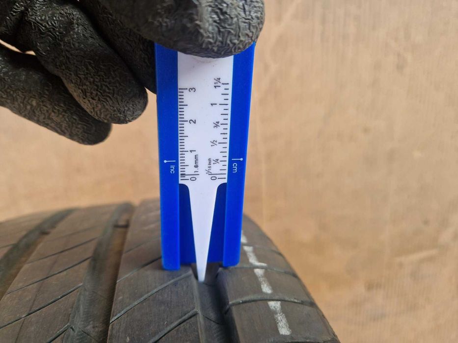 1 Michelin R18 215/50 Лятна гума  DOT1024