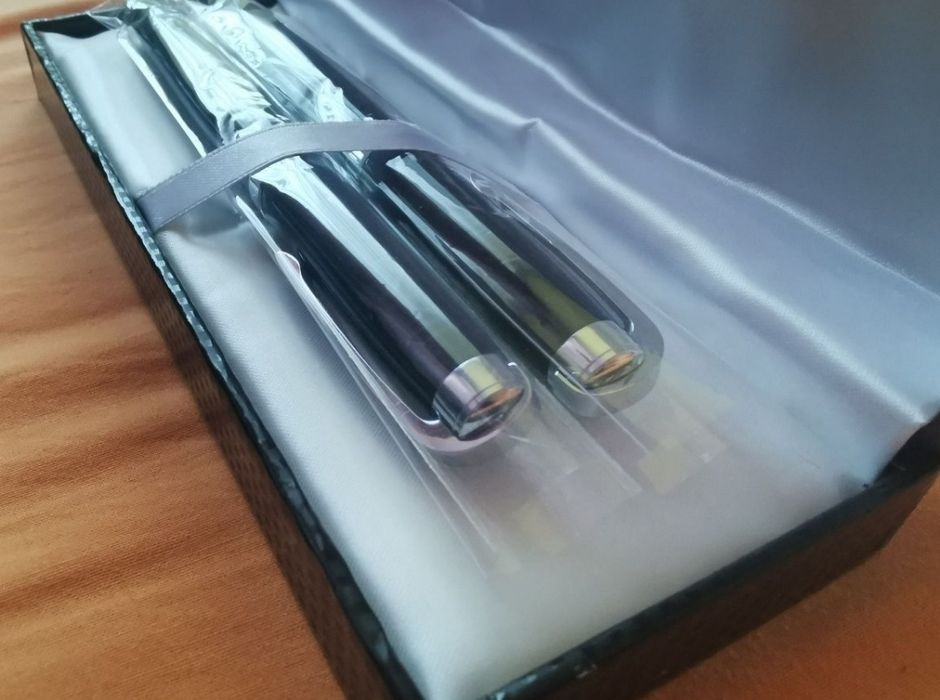 Set 2 pixuri calitative noi