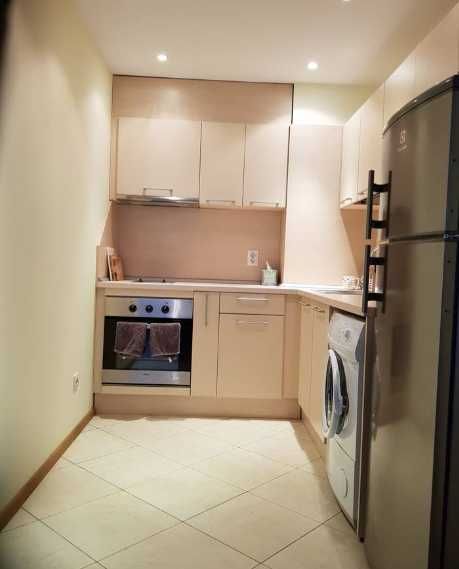 Дава се под наем Двустаен апартамент в София, Център - 58 кв.м за 348.84 € - Снимка #1