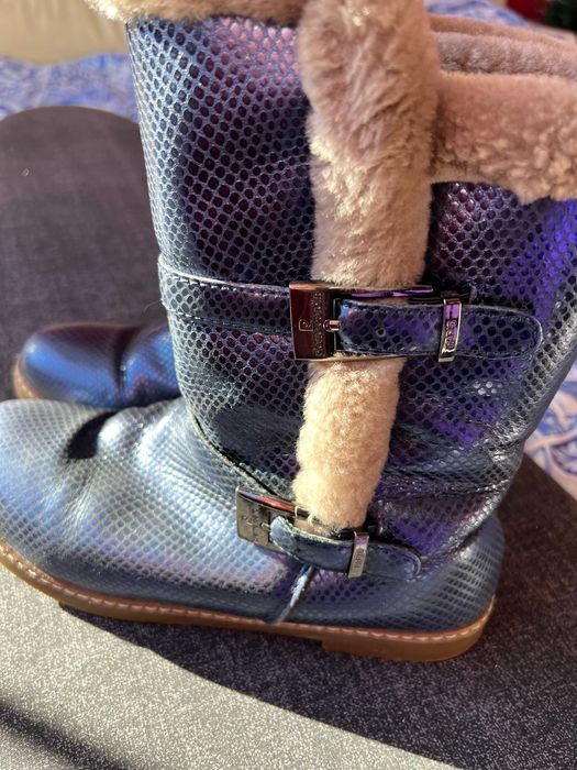 Зимни ботуши от естествена кожа и естествен косъм. Pierre Cardin 38 р.