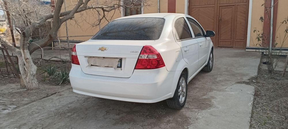 Только наличними