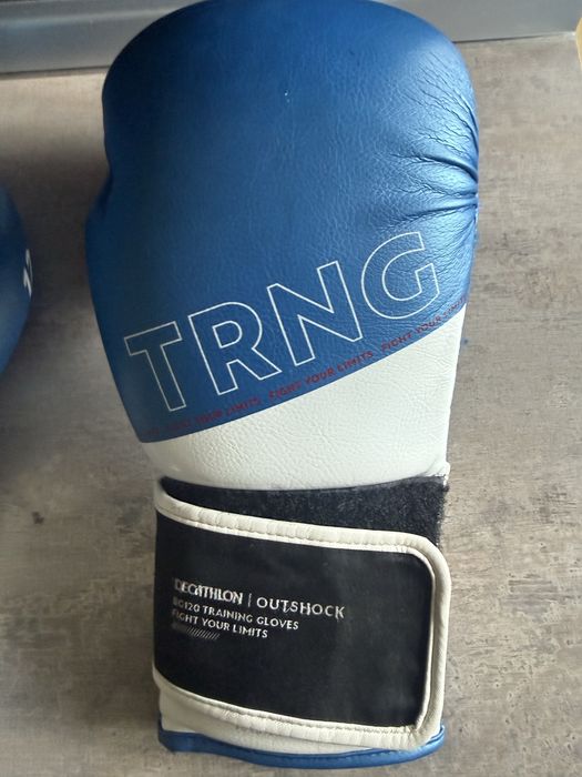 Manusi box + training pads