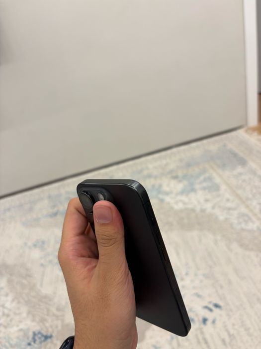 iPhone 15 pro 256gb