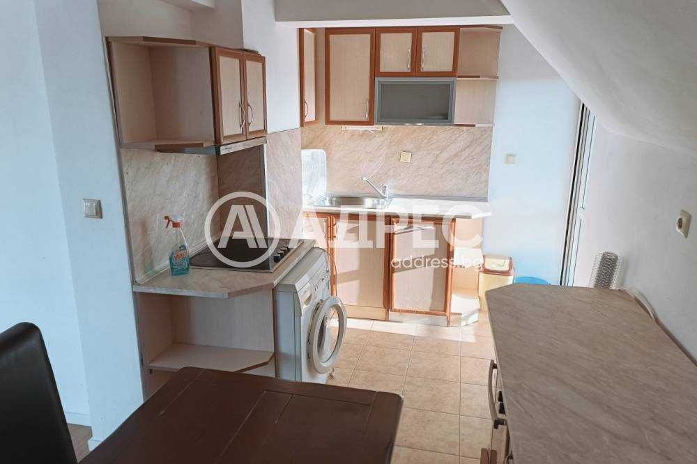 Дава се под наем Тристаен апартамент в Разград, Бели Лом - 117 кв.м за 304.98 € - Снимка #1