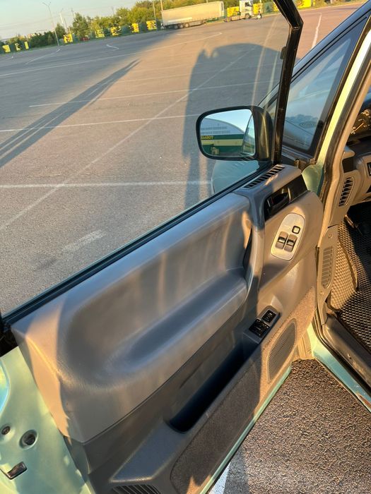 Авто тайота превиа