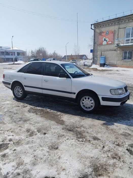 Продам Ауди 100 с4.