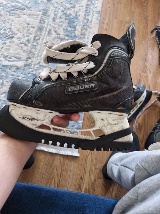Подам коньки Bauer