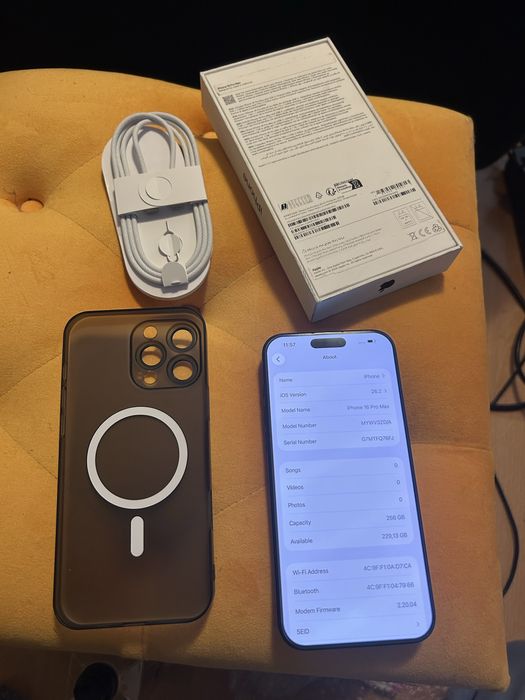 Vând /schimb Iphone 16 pro max cu 100% baterie  17 pro max