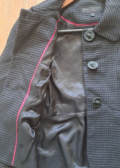 Зимно сиво-черно сако, размер XS