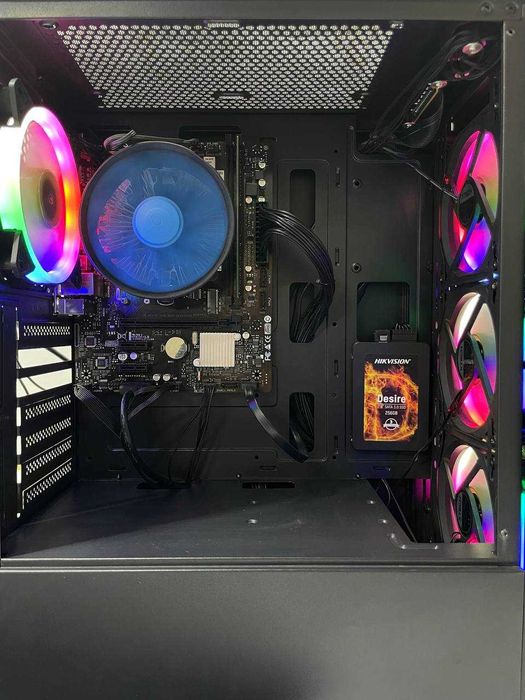 H410 / i3 10100 / UHD 630 / 8GB / SSD 256GB