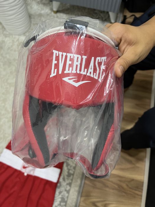 шлем для бокса новый